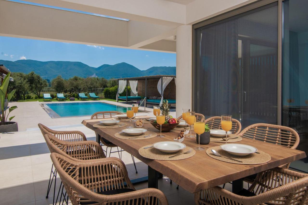 Antonia Villa - Luxurious Serenity With Private Pool, By Zantewize Kalipadhon Luaran gambar
