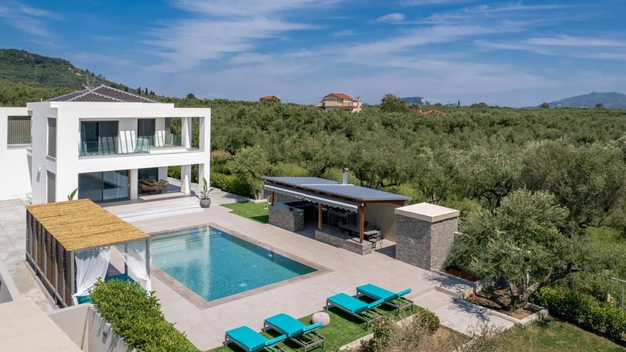 Antonia Villa - Luxurious Serenity With Private Pool, By Zantewize Kalipadhon Luaran gambar