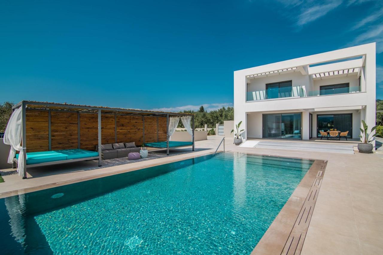 Antonia Villa - Luxurious Serenity With Private Pool, By Zantewize Kalipadhon Luaran gambar