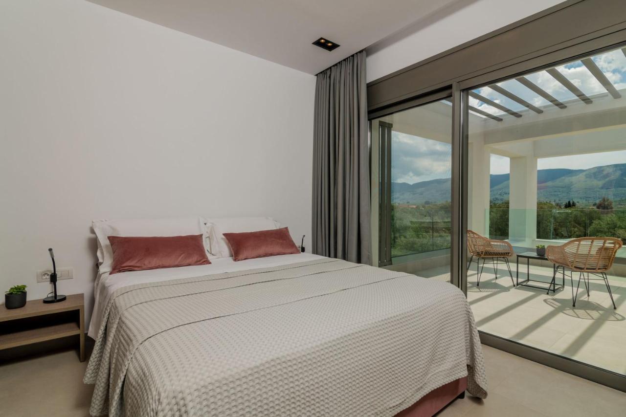 Antonia Villa - Luxurious Serenity With Private Pool, By Zantewize Kalipadhon Luaran gambar