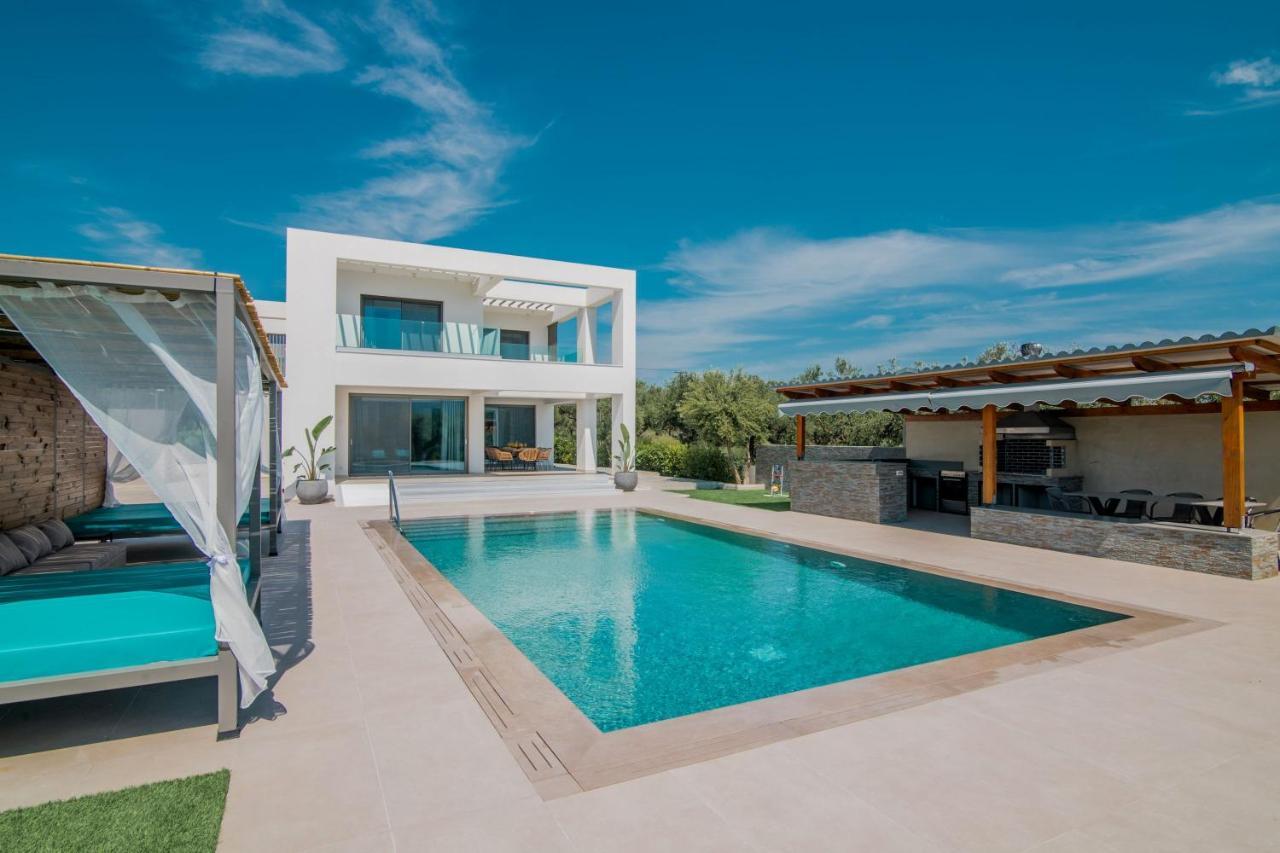 Antonia Villa - Luxurious Serenity With Private Pool, By Zantewize Kalipadhon Luaran gambar