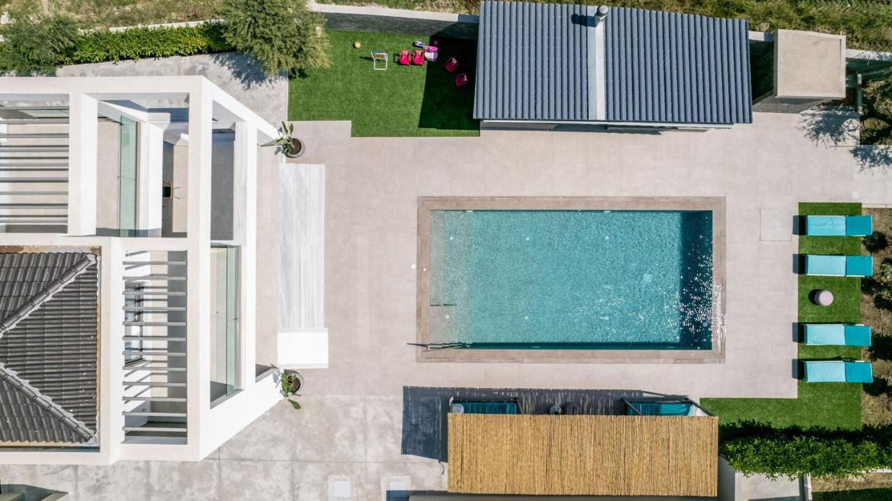 Antonia Villa - Luxurious Serenity With Private Pool, By Zantewize Kalipadhon Luaran gambar